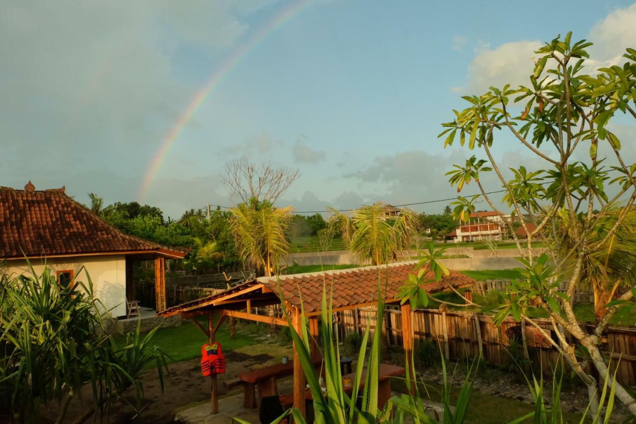 The Nyamo Surf & Stay Pulukan Exteriér fotografie