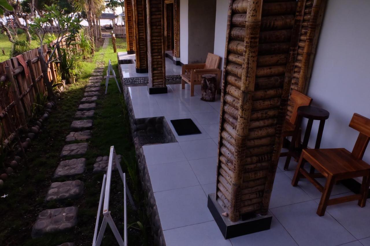 The Nyamo Surf & Stay Pulukan Exteriér fotografie